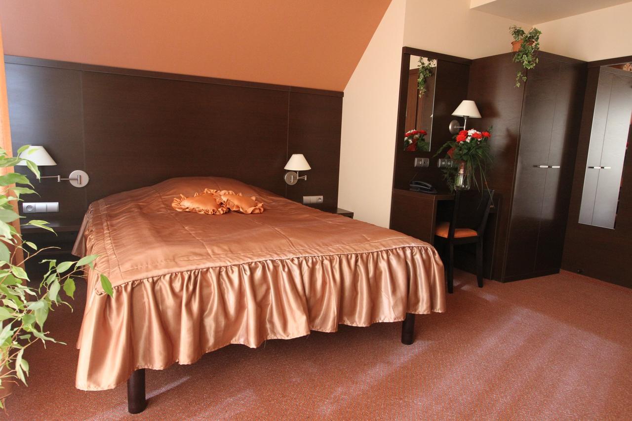لوبلين Hotel Na Rogatce المظهر الخارجي الصورة